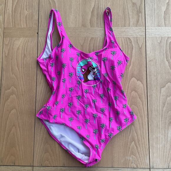 NWT Buc-ees Womens‎ Hot Pink Palm Tree Print One Piece Swimsuit Size Small - Picture 1 of 5